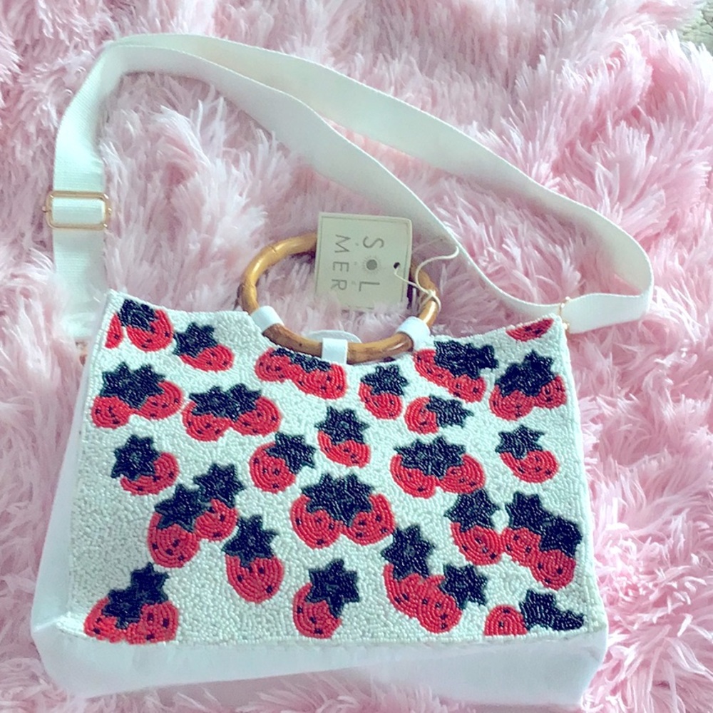 New Spring Summer White Red Strawberry Canvas Shoulder Hand Wooden Handle Bag